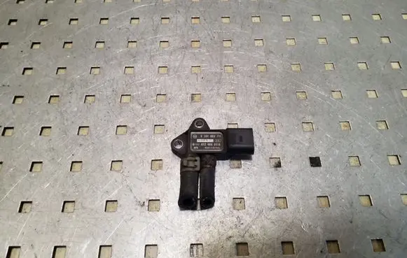 Volkswagen Touareg I Exhaust gas pressure sensor 07Z906051A 0281002711