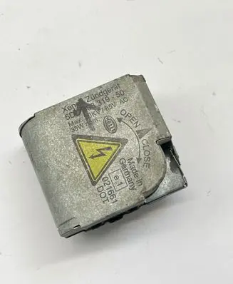 Audi A6 S6 C6 4F Headlight ballast module Xenon 5DD00831950