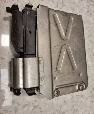 Audi A4 S4 B6 8E 8H Engine control unit/module 8E0907411