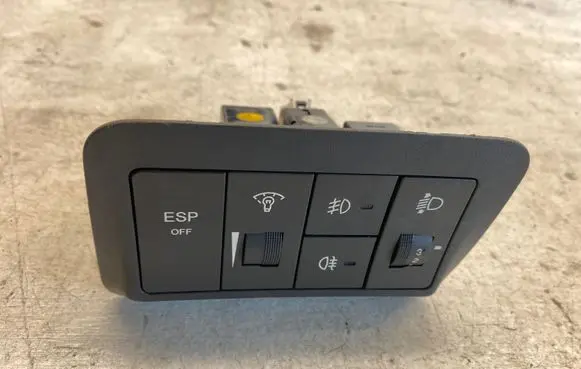 Hyundai Santa Fe Air conditioning (A/C) switch 202002962