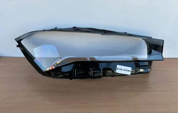 Skoda Superb B8 (3V) Headlight/headlamp SUB2024RH