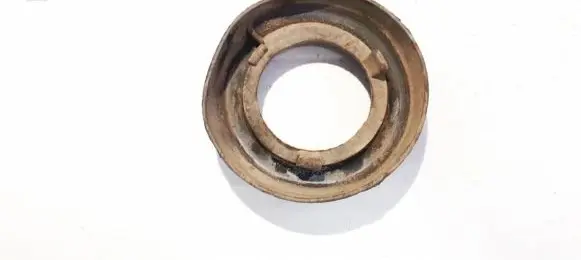 Ford C-MAX II Front coil spring rubber mount av615599bc av61-5599-bc