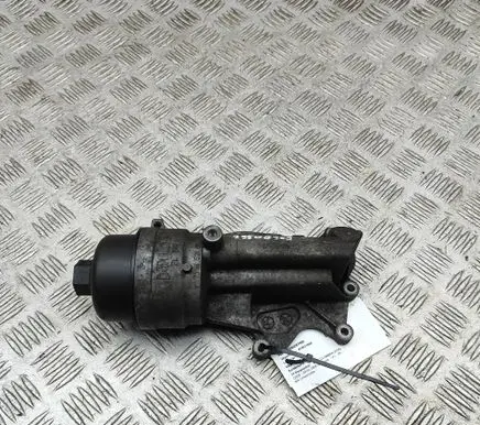 Mini One - Cooper Clubman R55 Oil filter cover 7558521