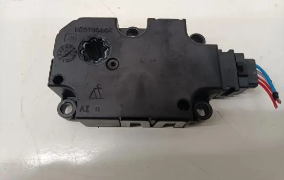 Mercedes-Benz E AMG W213 Air flap motor/actuator HE0T0026K
