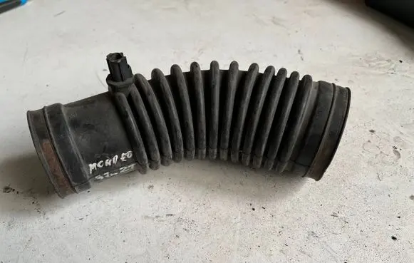 Ford Mondeo MK II Air intake hose/pipe 97BB9C623BA