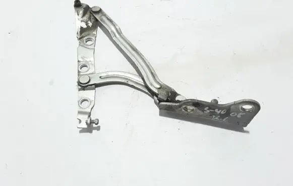 Volvo S40 Tailgate/trunk/boot hinge 31278214
