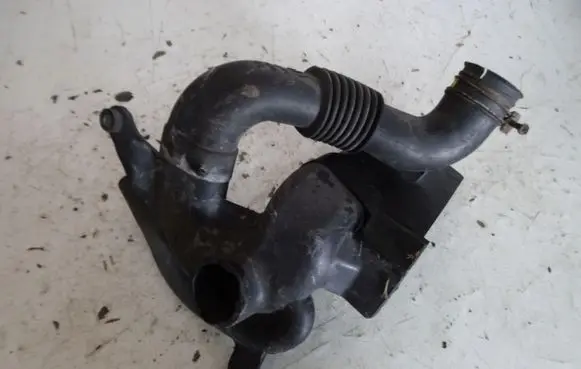 Toyota Prius (XW20) Air intake duct part 1775121120