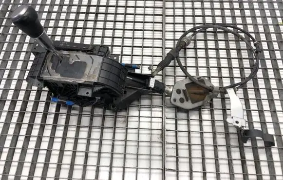 Toyota RAV 4 (XA40) Gear shift rod 