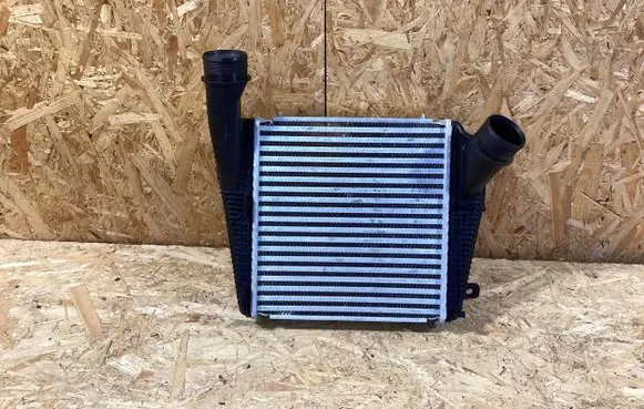 Porsche Panamera (971) Coolant radiator 971145804