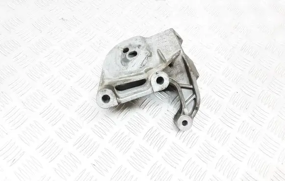 Volvo V40 Engine mounting bracket 31359638