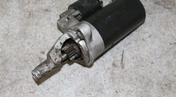 Audi A6 S6 C5 4B Starter motor 059911023H