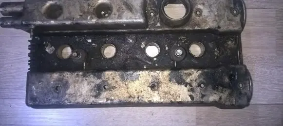 Opel Tigra A Rocker cam cover 90470439