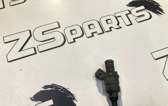 BMW 5 E39 Fuel injector 1427240