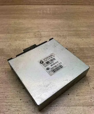 BMW 3 E90 E91 Voltage converter/converter module 9127088 8ES00947920 USED
