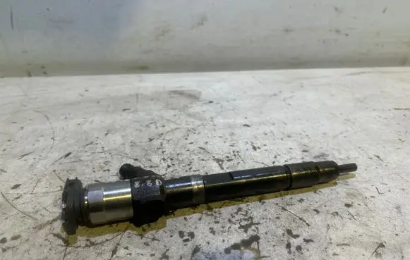Mitsubishi Outlander Fuel injector 09M01702