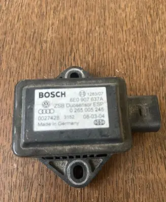 Audi A6 S6 C5 4B ESP acceleration yaw rate sensor 8E0907637A 0027428 0265005245
