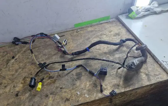 BMW 5 E39 Front door wiring loom