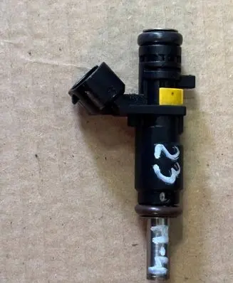 Fuel injector
