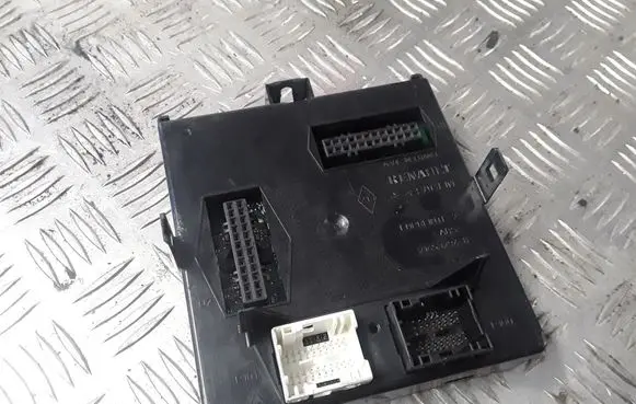 Renault Espace - Grand espace IV Immobilizer control unit/module 8200401258 8200315964 8200447438