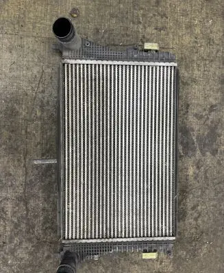Volkswagen Scirocco Intercooler radiator