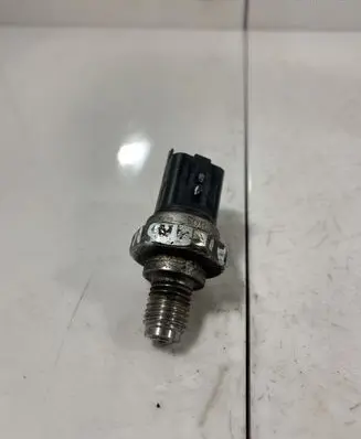 Fuel pressure sensor