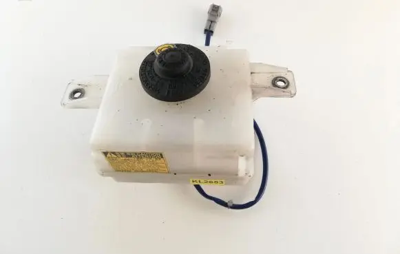 Brake fluid reservoir