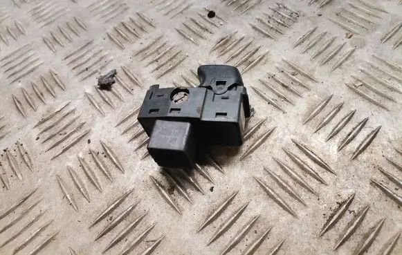 Volvo S80 Electric window control switch 8685288