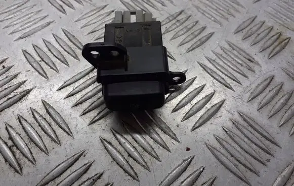 Mitsubishi Outlander Fog light switch 
