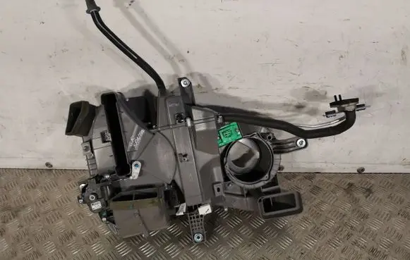 Hyundai Santa Fe Interior heater climate box assembly housing F853GQCAB