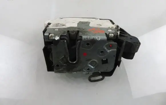 Front door lock