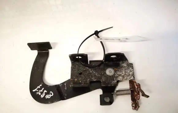 Skoda Fabia Mk1 (6Y) Tailgate opening switch 6y1827611a