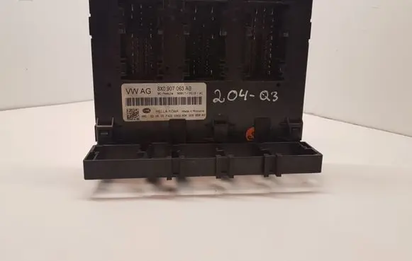 Audi Q3 8U Comfort/convenience module 8X0907063AB 5DK00965883