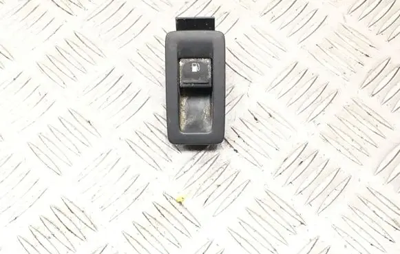 Volkswagen Golf Plus Fuel tank opening switch 5M0959551