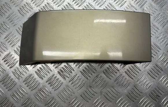Volvo XC90 Rear/tail light trim molding 8620819 1125