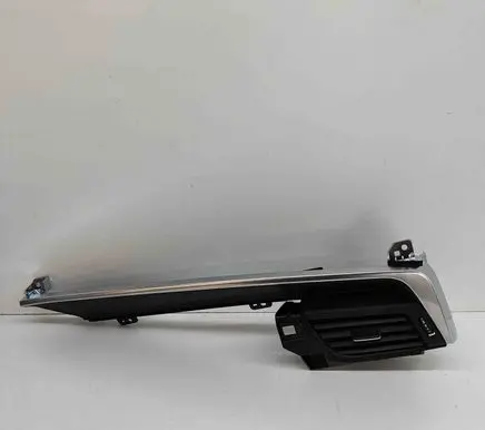Nissan Qashqai J12 Dashboard air vent grill cover trim 684116UA2A 687616UA1A