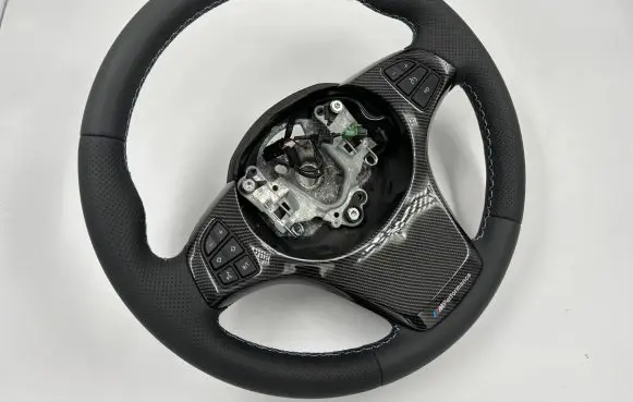 BMW X3 E83 Steering wheel