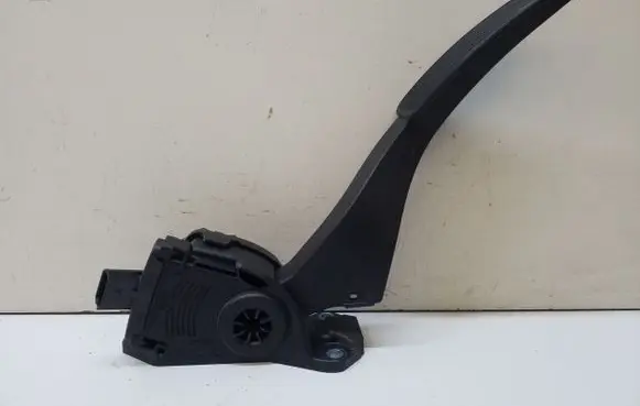 Chrysler Town & Country V Accelerator throttle pedal 05281418AC