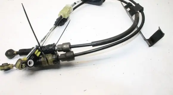 Nissan Juke I F15 Gear shift cable linkage 9614982 344131KG0A