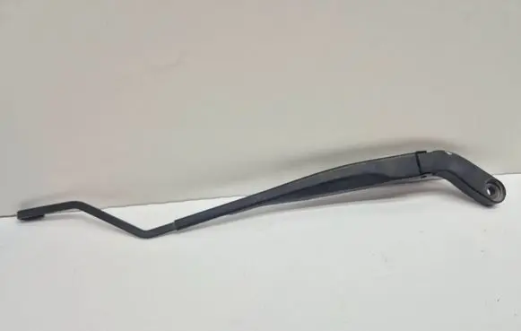 Front wiper blade arm
