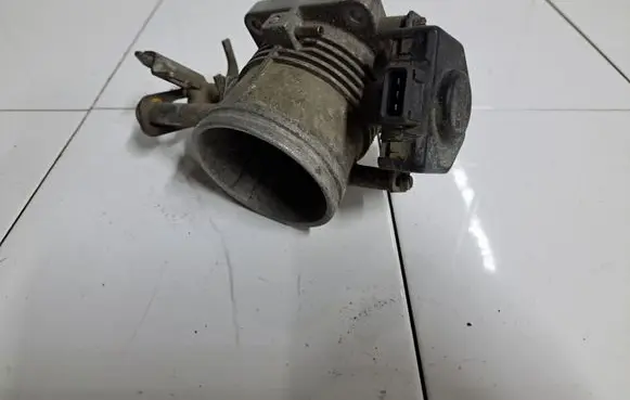 BMW 7 E23 Throttle valve 0280120302 1270711
