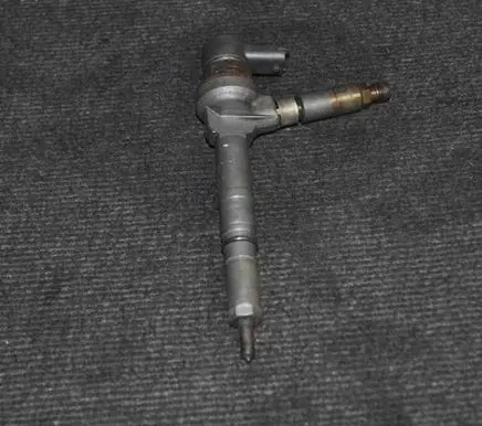 Opel Astra H Fuel injectors set 0445110175