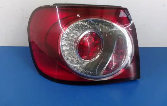 Volkswagen Golf V Rear/tail lights 5M0945095R