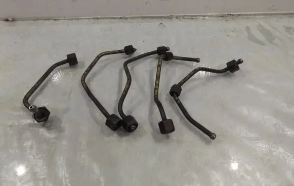 Ford Fiesta Fuel main line pipe
