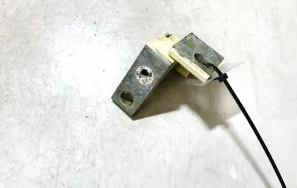 Fiat Panda II Front door upper hinge