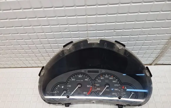 Peugeot 206 CC Speedometer (instrument cluster) 9648836380 000500103 335000301202