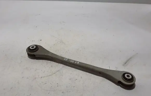 Rear upper control arm/wishbone