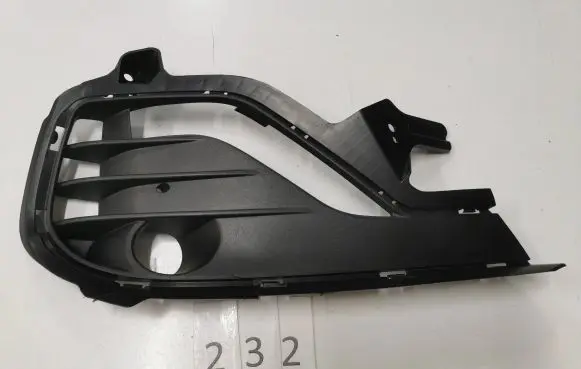 Hyundai i30 fastback Front bumper lower grill 86564G4AE0