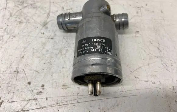 Mercedes-Benz E W124 Idle control valve (regulator) A0001412225 0001412225 BOSCH