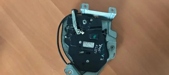 Volkswagen Caddy Loading door lock 2K0827201Q