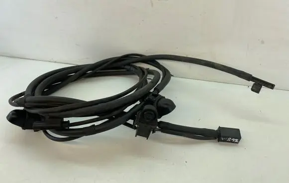 Mercedes-Benz E W212 Windshield washer spray nozzle A2128600892